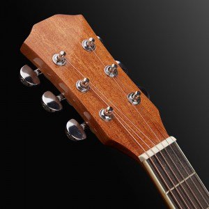 Cabeça de guitarra de mogno