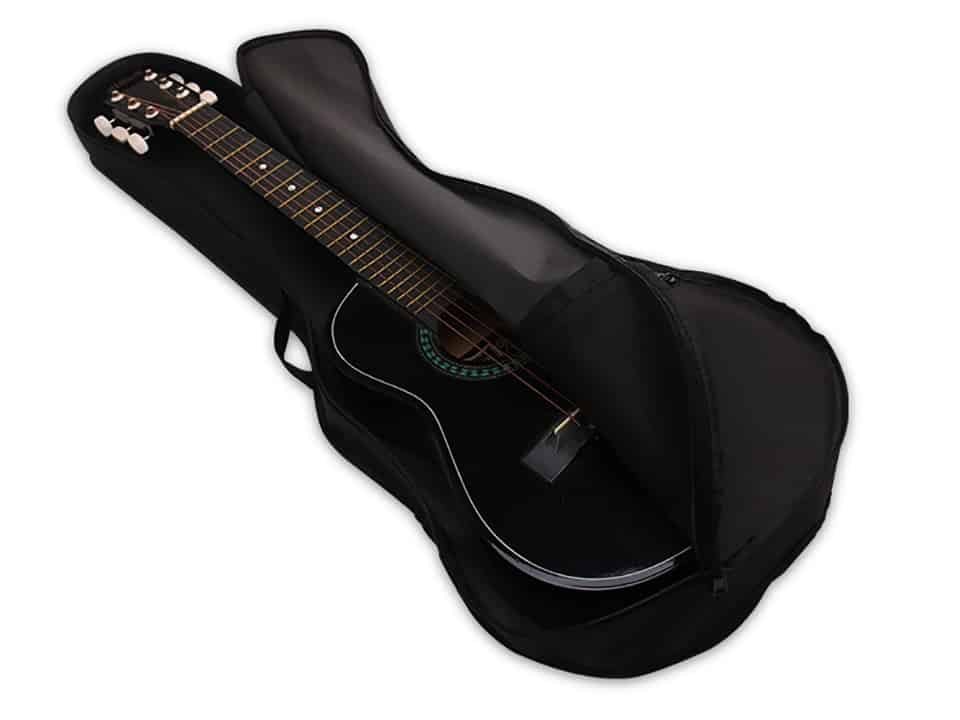 Guitare d'étudiant avec housse pour guitare acoustique