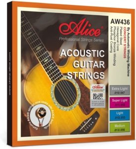 meilleures cordes de guitare acoustique en soie et en acier