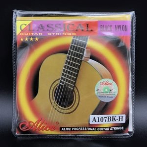 meilleures cordes de guitare classique basse tension