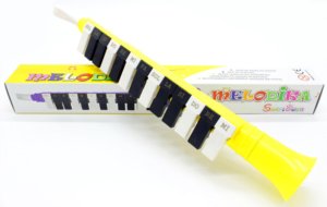 Żółta 13-klawiszowa Melodica