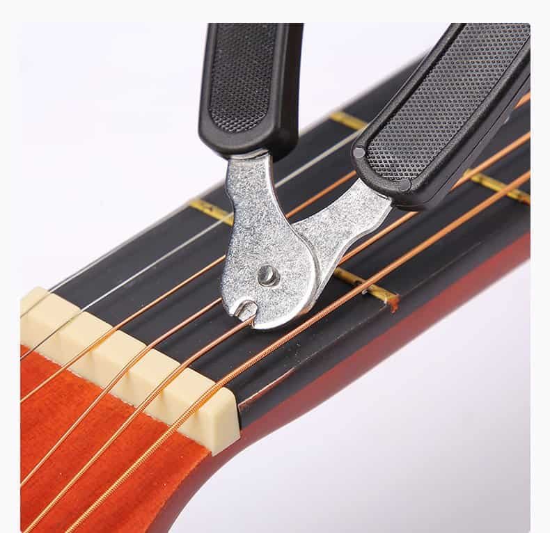 Coupe-cordes de guitare