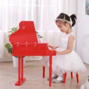 piano de cola de tamaño infantil