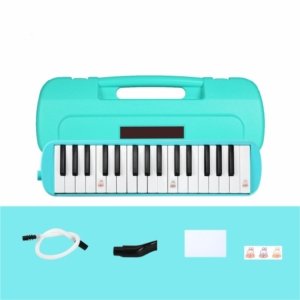 student melodica