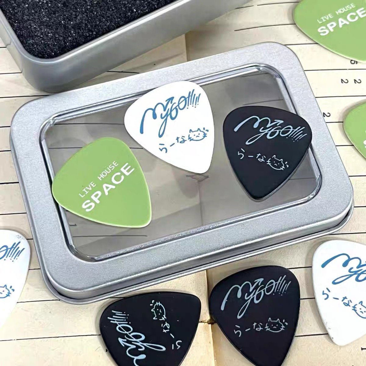 niestandardowe kostki